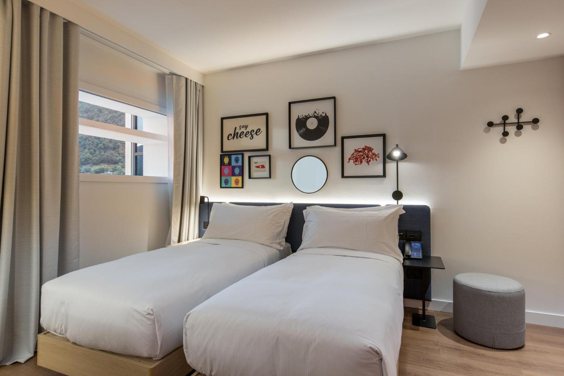 Hampton By Hilton Locarno 호텔 로손 외부 사진