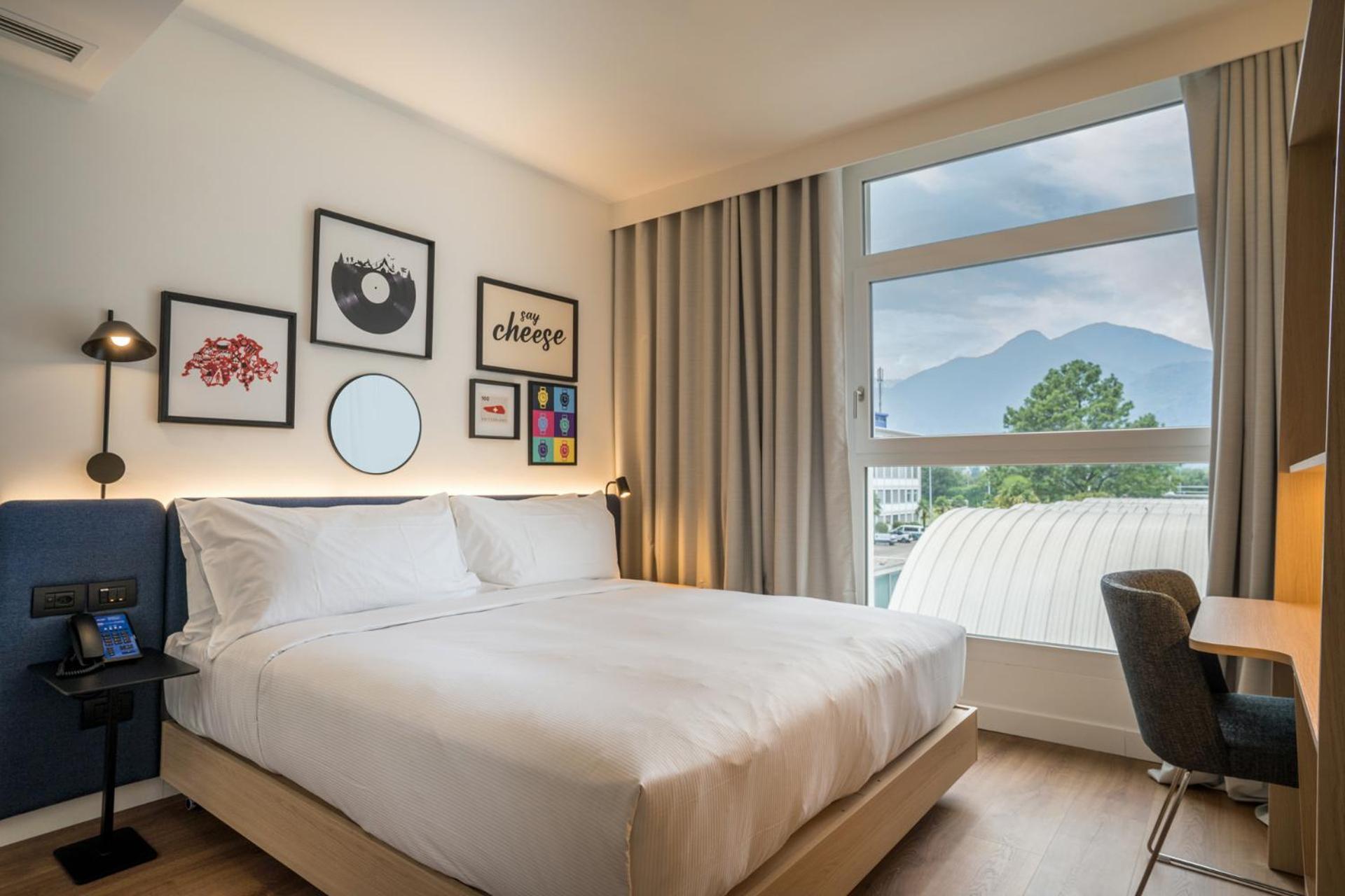 Hampton By Hilton Locarno 호텔 로손 외부 사진