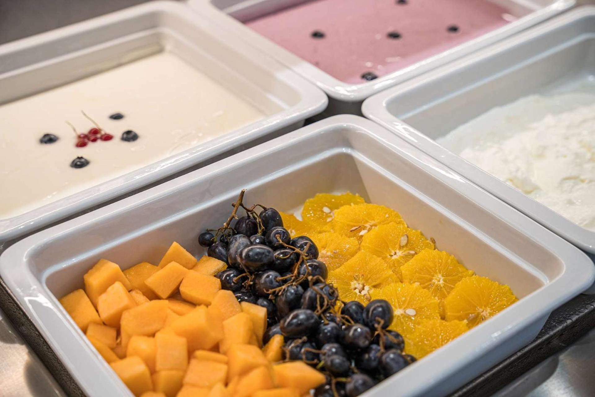 Hampton By Hilton Locarno 호텔 로손 외부 사진