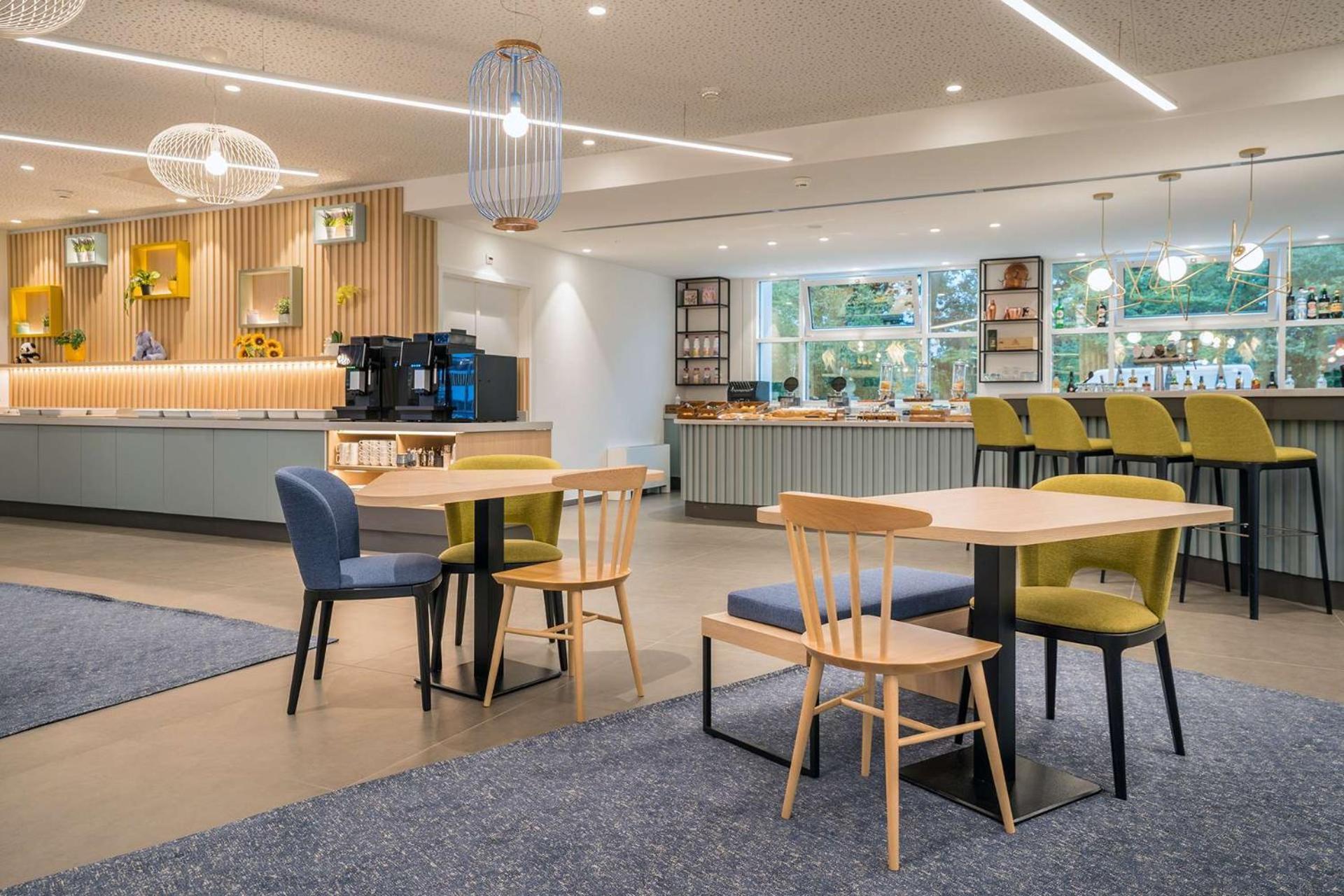 Hampton By Hilton Locarno 호텔 로손 외부 사진